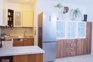 Koupili byt s nehezkou kuchyní a rozhodli se pro rekonstrukci. Proměna stojí za to! | Jak se bydlí...